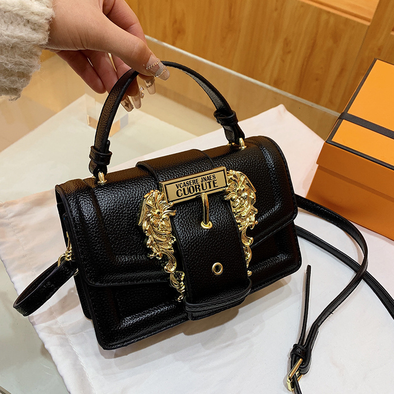 Designer, Luxury Fanfan's New Baroque Style European and American Retro Metal Accessories Handbag Shoulder Bag Fashion Small Square Bag Crossbody