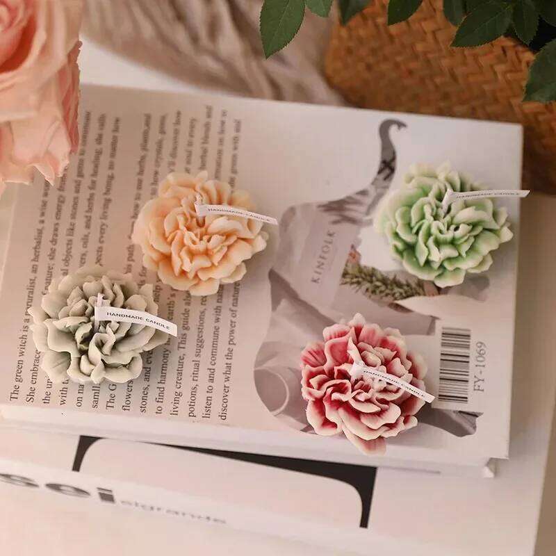 Carnation Type Handmade Soybean Scented Valentine's Day Girls Hand Gift Flower Candle S260204