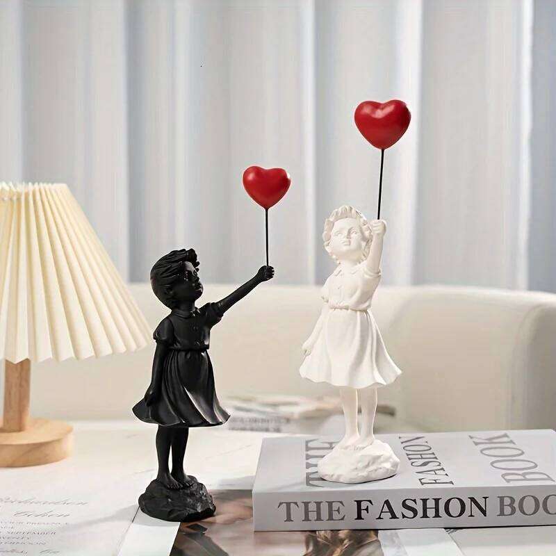 Statue, Girl's Love Art Sculpture, Crafts Home Statues, Girl with Balloon Resin Sculpture Figure S260204