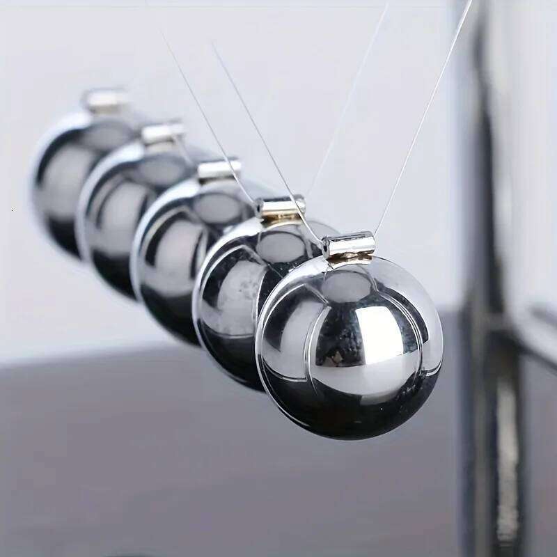 Classic Newtons Cradle Metal Desktop Ornament Black White Sphere Office Home Decor Desk Decoration for Living Room Bedroom Study S260204