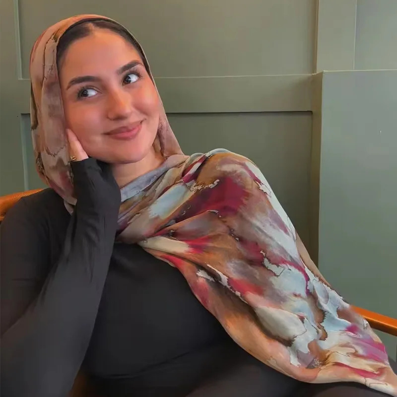 Watercolour Floral Printed Modal Breathable Light Weight Soft Cotton Rayon Viscose Woven Modal Muslim Women Shawl Hijab Scarf 260204