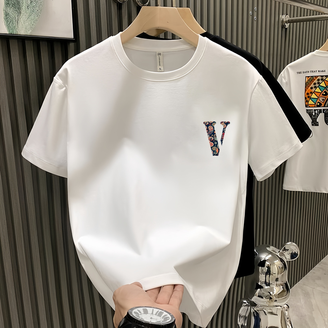 Free delivery Men's T-Shirts Fashionable short sleeved T-shirt for summer comfortable and simple commuting T-shirt