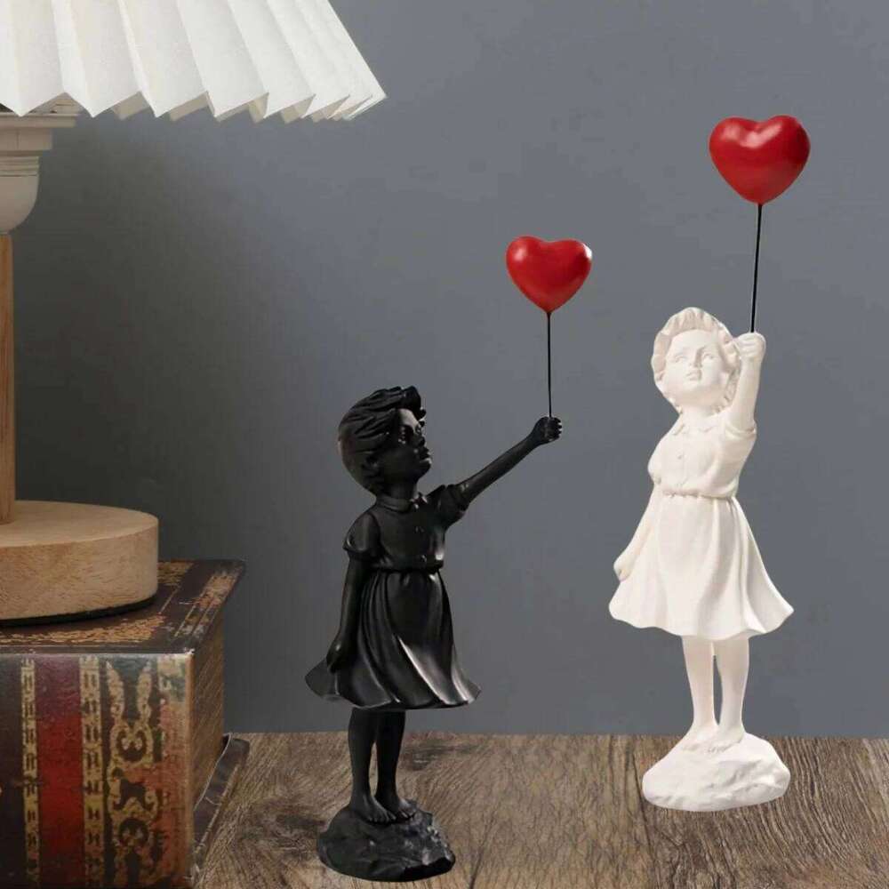Statue, Girl's Love Art Sculpture, Crafts Home Statues, Girl with Balloon Resin Sculpture Figure S260204