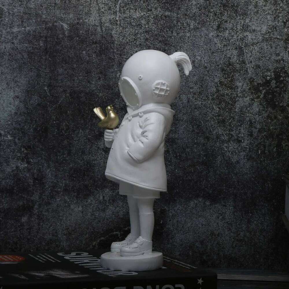 1pc Cross border best-selling Banksy Deepsea girl resin handicraft Home living room porch TV cabinet decorations S260204