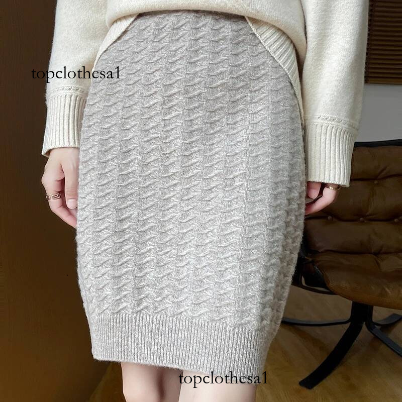 Knitted Half length with Twisted Flowers Women's 100%Pure Wool One Step Temperament Slimming Hip hugging Skirt