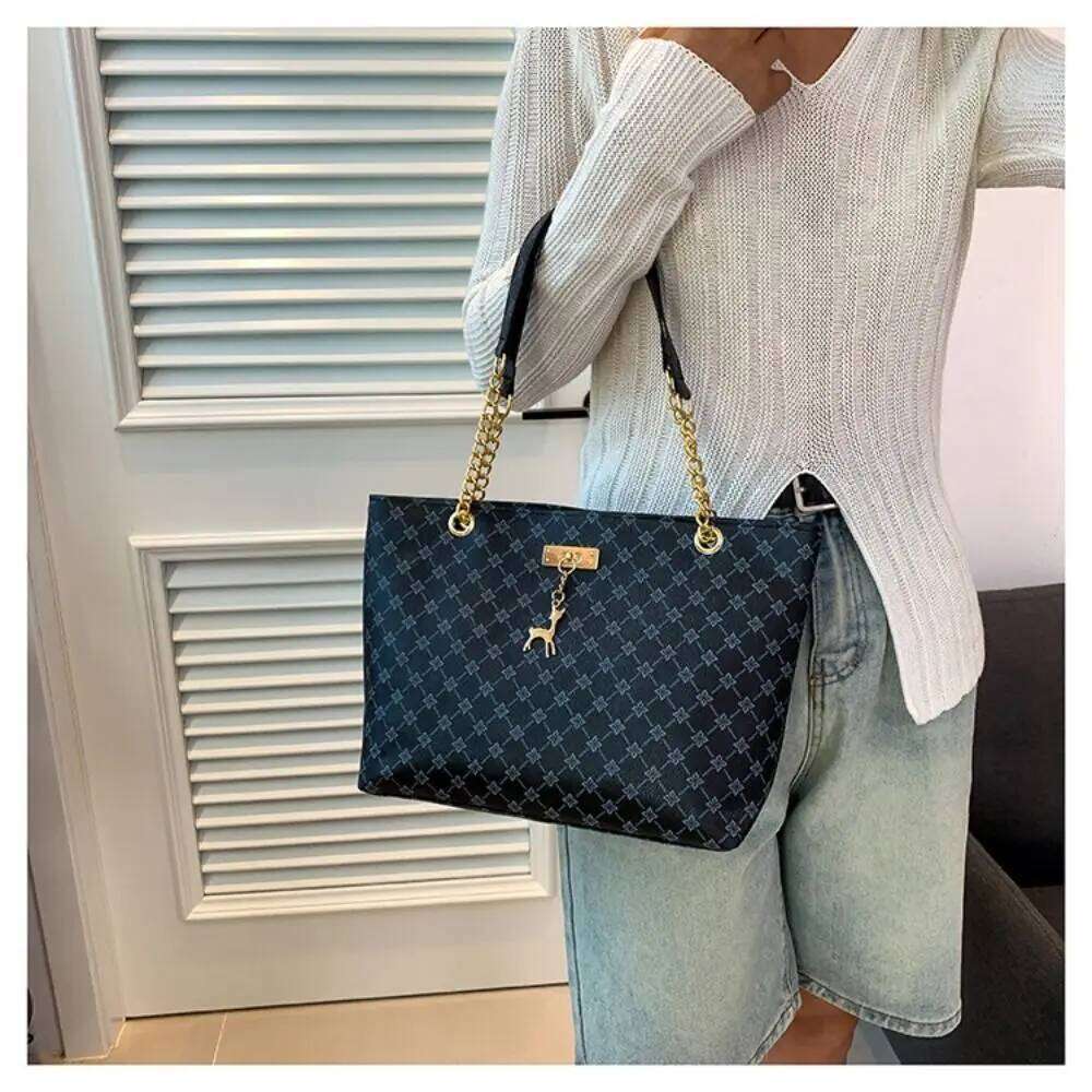 Women Luxury Design Tote Large Capacity Handbag Fashion Printing Shoulder Trendy New Shopping Bag Purse Y260204