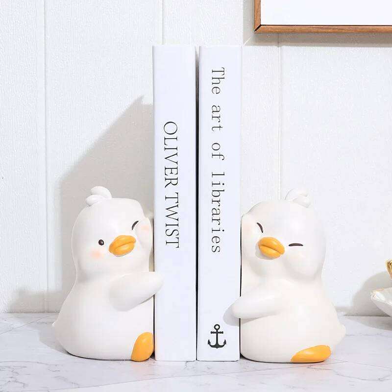 Lovely Cartoon Duck Hugging Animal Ends Book Stand Holder Decorative Bookends For Desk Office Home Shelf Ornaments L260615