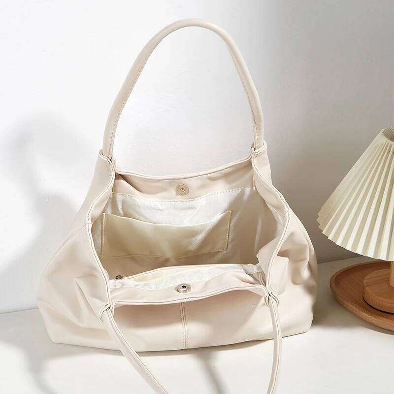 2025 Soft Leather Shoulder Large for Women; Portable Tote Bag; Black Pleated; Daily Commuting Bag Y260204