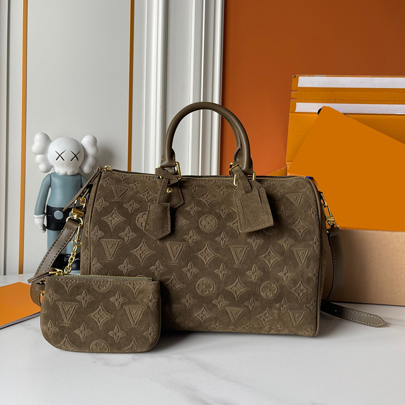 Soft 30 tote bag LuckyTeddy p9 soft shoulder bag luxury womens handbag designer bag metal plate pillow leather chain travel bag wallet Mirror Quality M26179