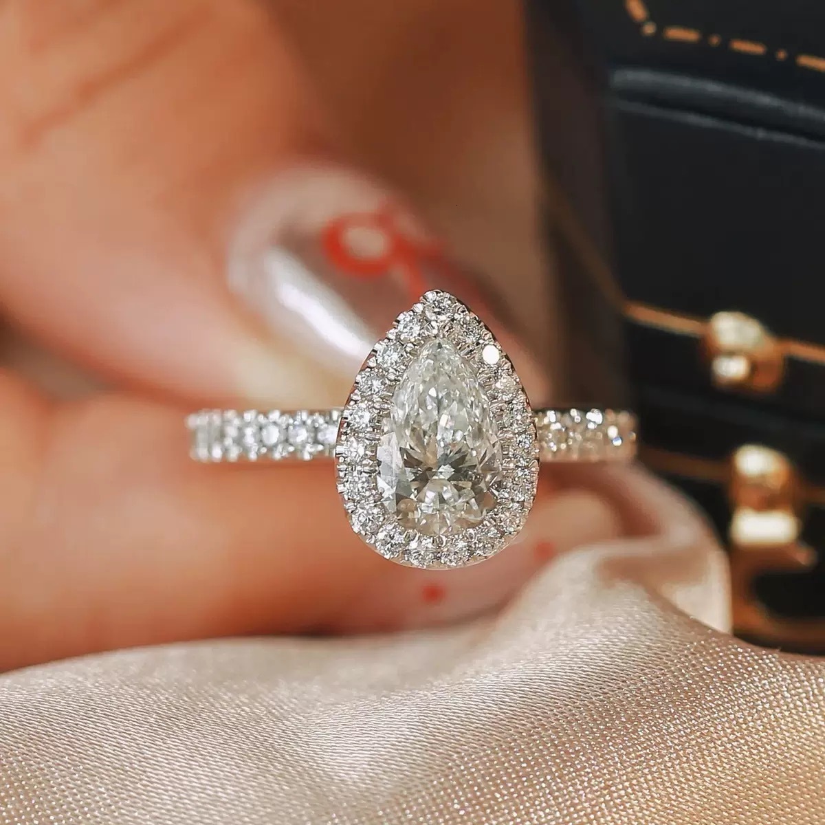 Classic IGI Certificate CVD HPHT 1CT 2CT 3CT Pear Cut Lab Grown Diamond Ring Custom Wedding Ring Fine Halo Ring for Party - view 5