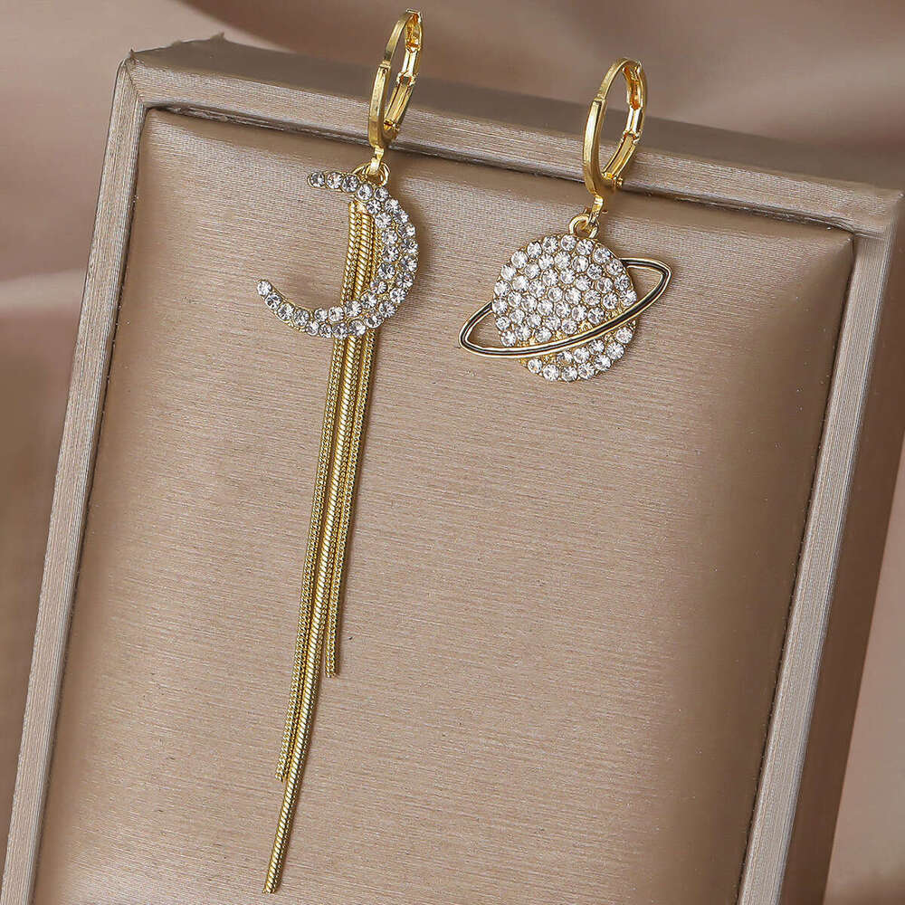 environmentally friendly crossborder moon earrings with unique personality and full diamond temperament long tassel highend earrings with earrings and