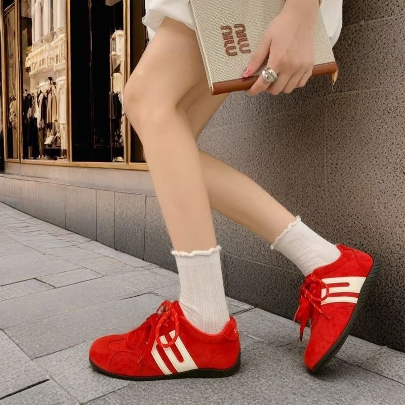 Hot new free shipping designer shoes for mens womens casual shoes black blue brown red outdoor sneakers sport shoes fashionable casual board shoes