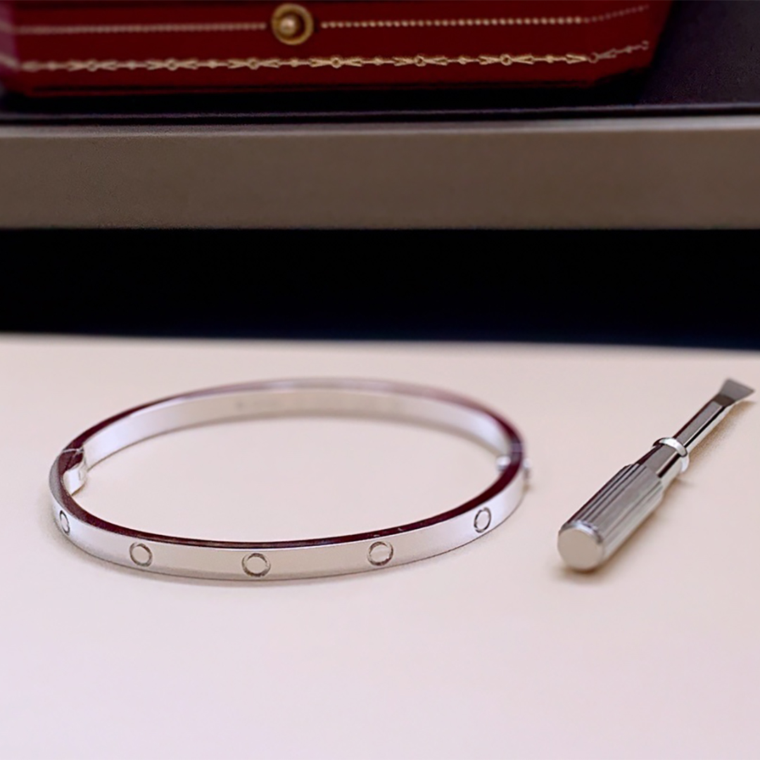 Designer Bracelet for Women Delicate Invisible Luxury Jewelry Simple and classic hand rope fashion style Party versatile item Original gift box is suitable for gift