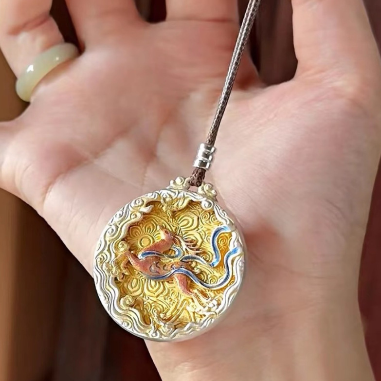 Gilded Enamel Gold Dunhuang Deer Colorful Auspicious Wish One Deer Chinese Culture Retro Style Necklace Women's Pendant Accessories
