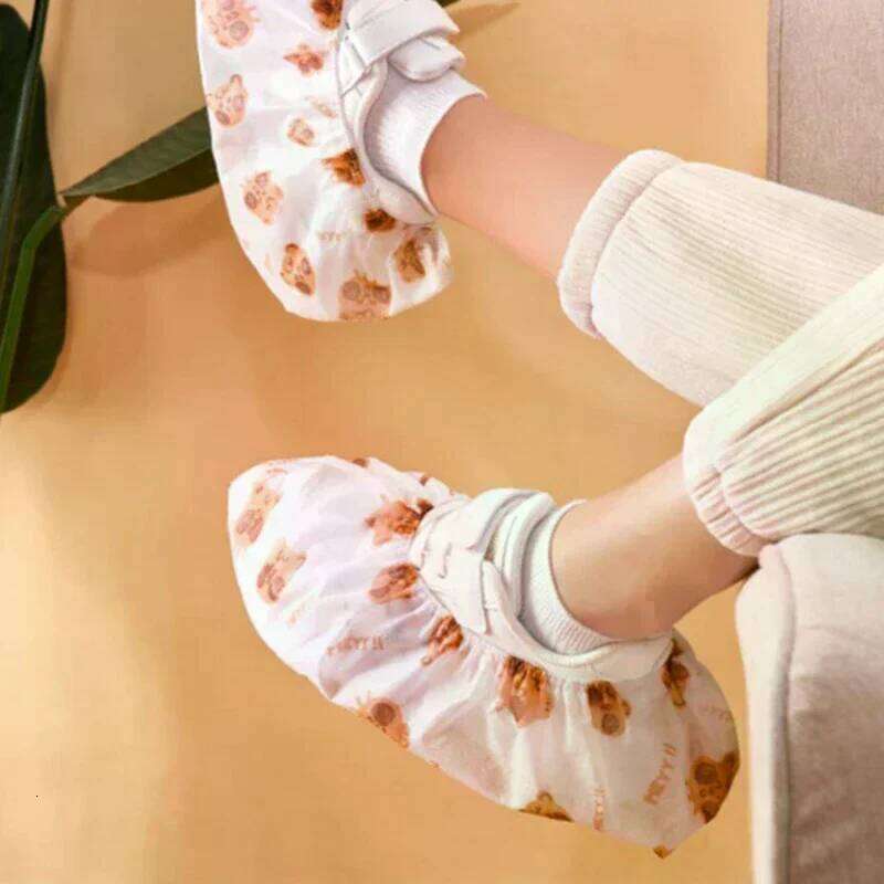 50/100pcs Cartoon Printed Non-Woven Thickened Disposable Indoor Dustproof Anti-Slip Guest No-Remove Shoe Foot Covers S260204