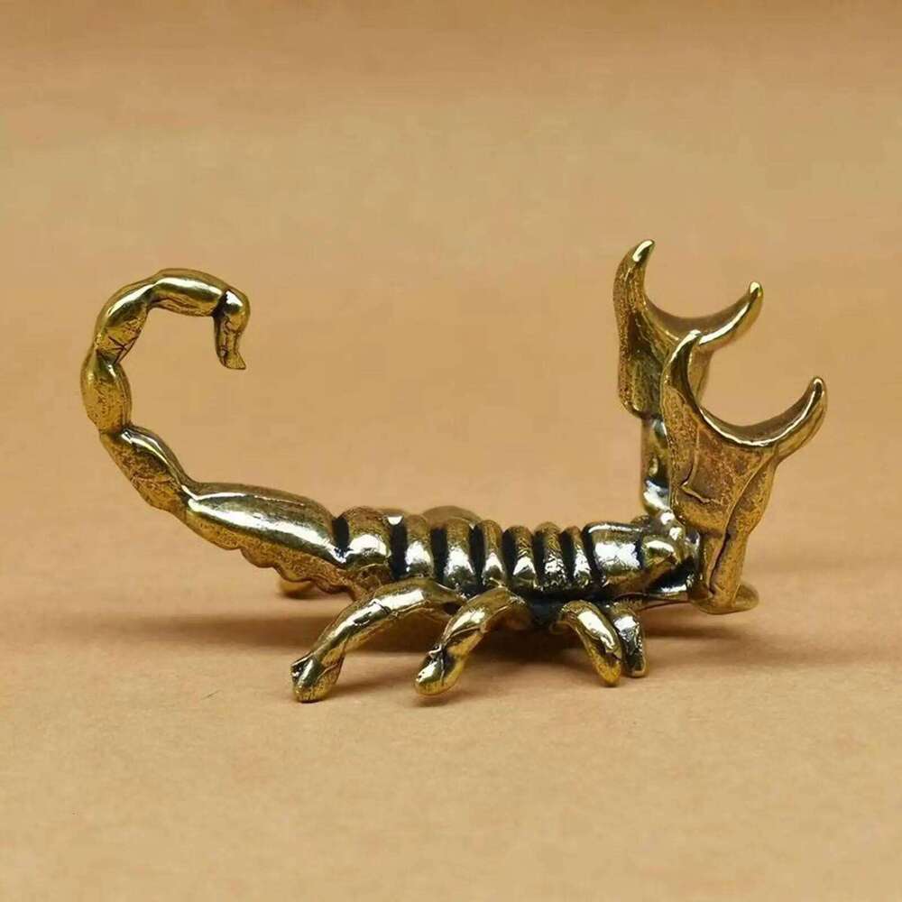 Pen Holder Miniature Forward Curved Tail Home Decor Gift Desktop Accessories Desk Modern Office Brass Scorpion Figurine S260204
