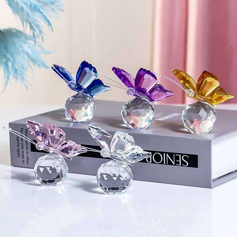 Cut Butterfly Ornament Decoration for Office Home Bedroom Crystal Ball Figurine Desk Table Window Ornaments Gifts S260204