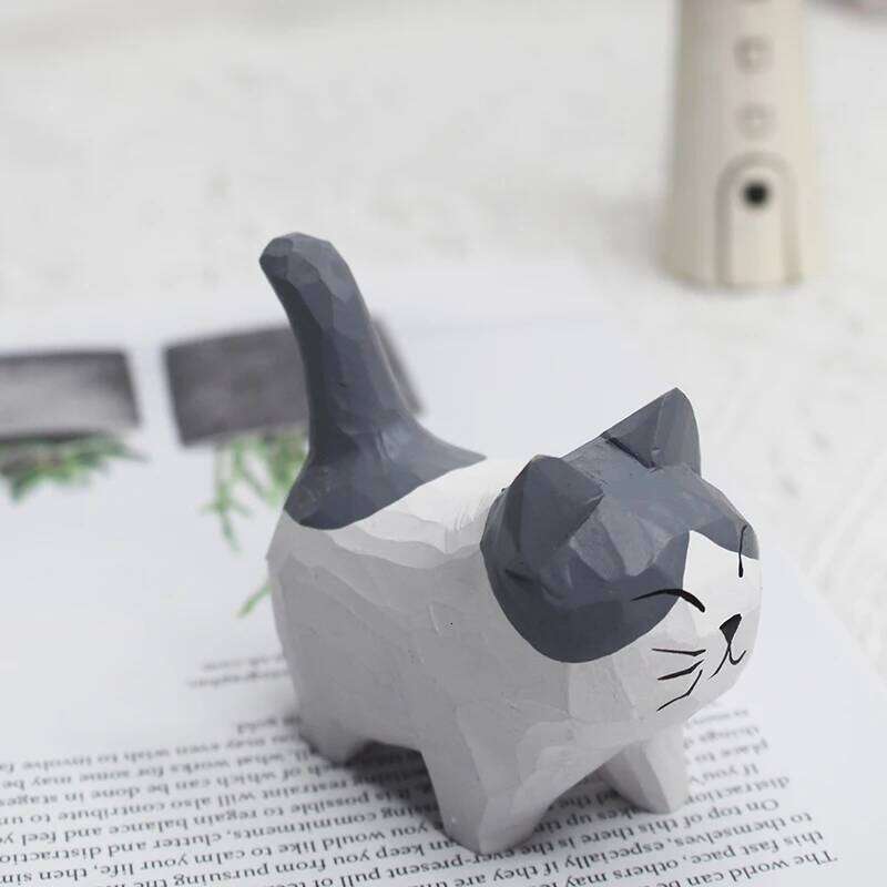 Handmade Carving Kitten Ornaments Small Animal Creative Desktop Wood Cat Decoration Crafts S260204