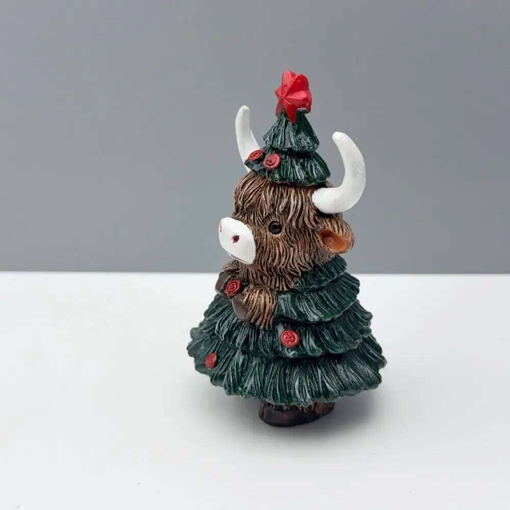 Halloween Tabletop Ornament Resin Christmas Highland Statue Funny Decorative Cow Figurine Cute Animal Sculpture Farmhouse S260204