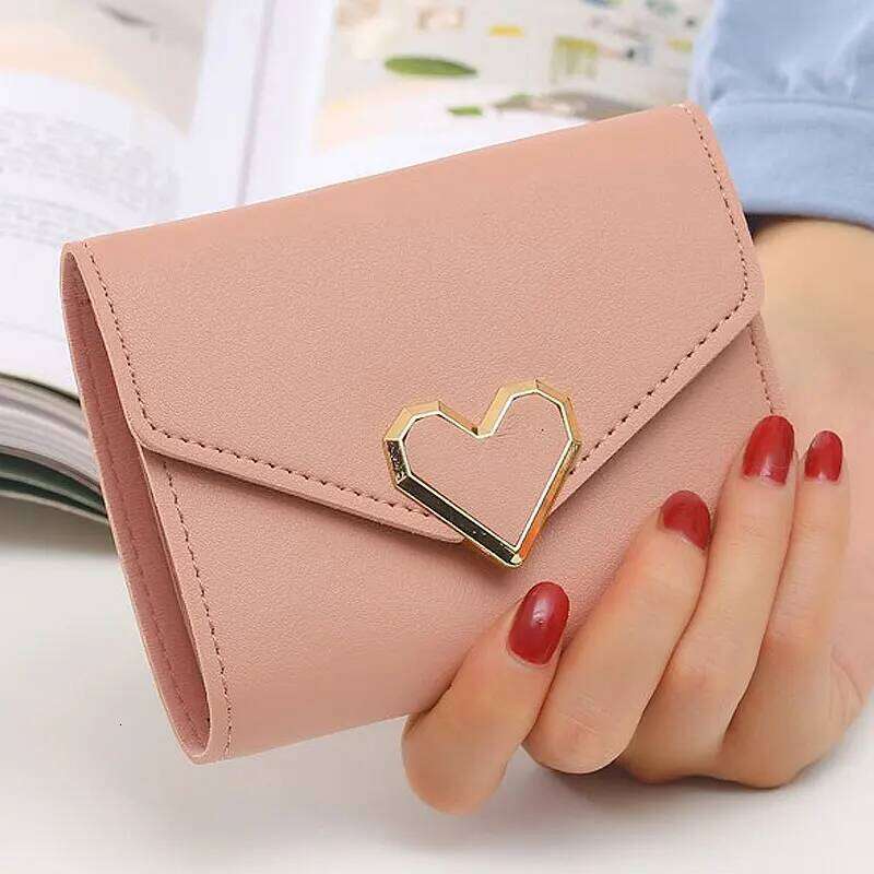 New Women Short Wallets High Quality Card & Photo Holder Simple Female Purse Heart-Shaped Cute Small Wallet For Girls Z260205