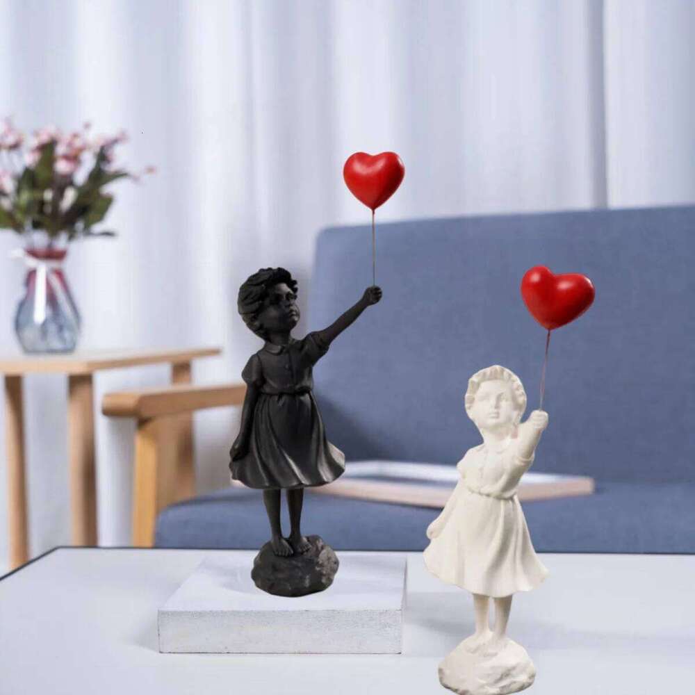 Statue, Girl's Love Art Sculpture, Crafts Home Statues, Girl with Balloon Resin Sculpture Figure S260204