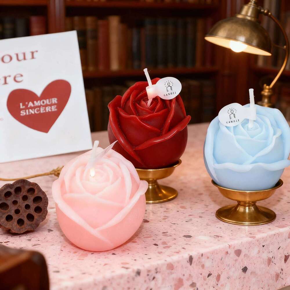 Rose Scented Candle Gift Set, Long-Lasting Fragrance Aromatherapy, Cute Souvenir & Birthday Gift, Romantic Home Decor for Women S260204