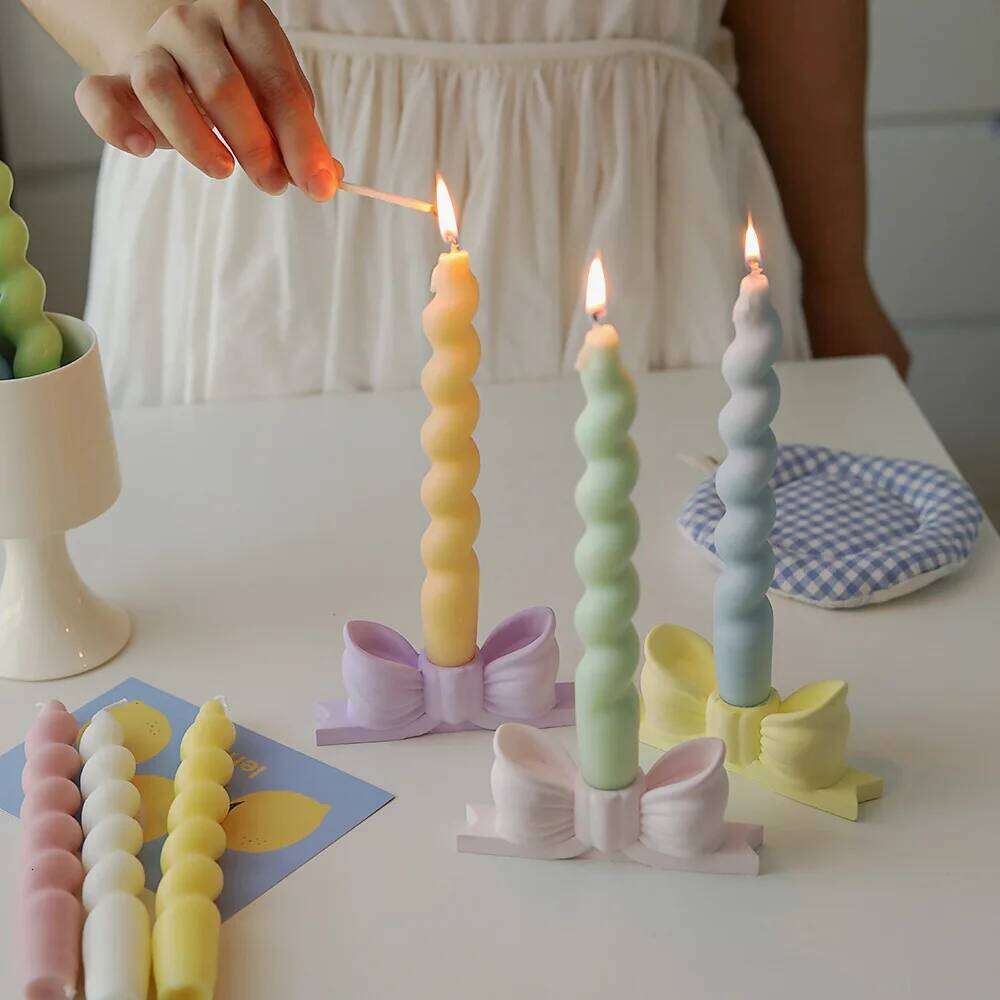 Unique Diy Ornaments Gift Ins Candlestick Vintage Decorative Bow Candle Holder Stylish Craft Mini Stands Aromatherapy S260204