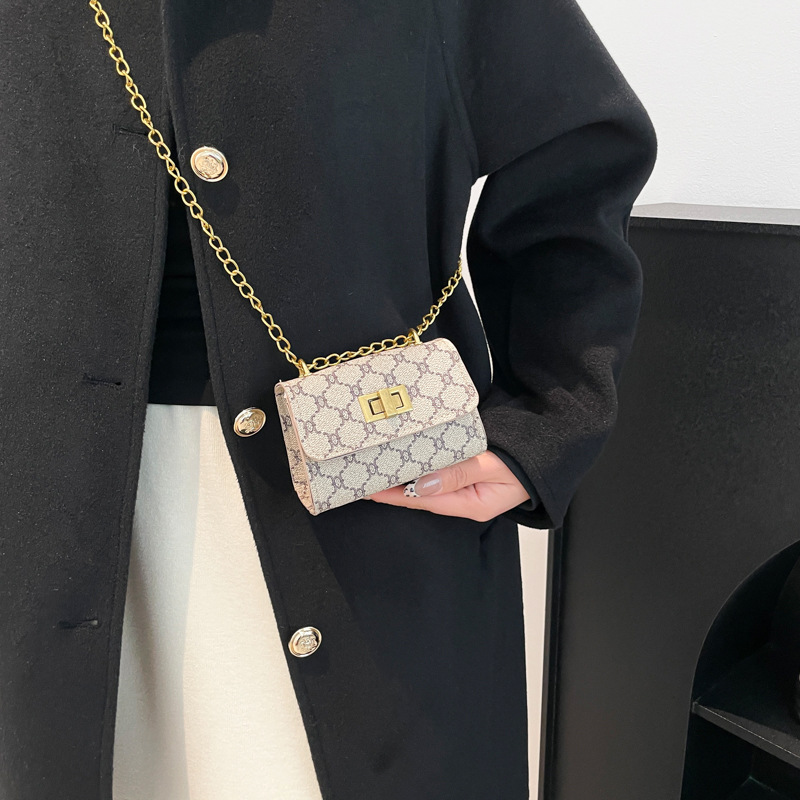 Women's Vintage Floral Print Mini Chain Crossbody Bag, Flap Turn-lock Shoulder Bag with Gold Hardware for Daily Wear 2026 hots