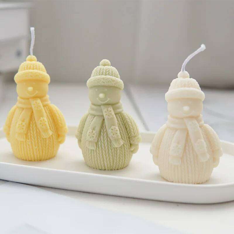 Scarf Snowman Cute Hat Candle Christmas Decoration Festival Aromatherapy Candles Xmas Home Tabletop Ornament S260204