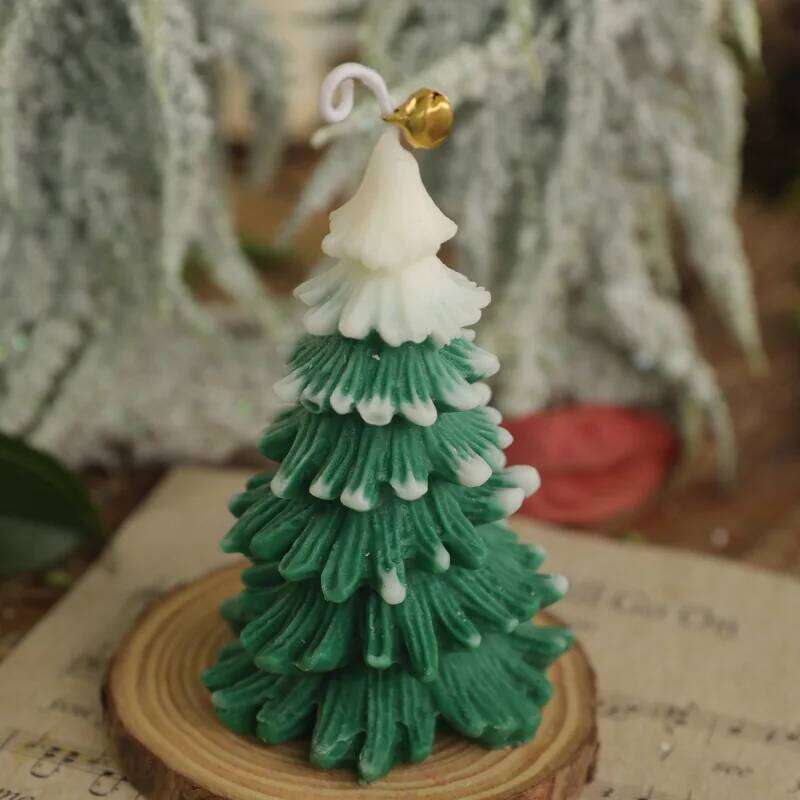 Merry Christmas Cute Xmas Tree Shaped Aromatherapy Scented Candle Desk Ornaments for 2025 New Year Navidad Home Decor S260204