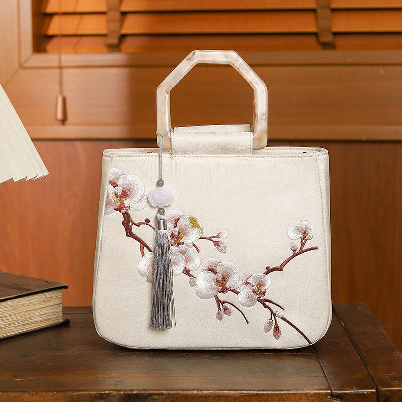 New Chinese Style Qipao Banquet Hanfu Handbag Embroidered Small Square Bag In Stock Evergwish