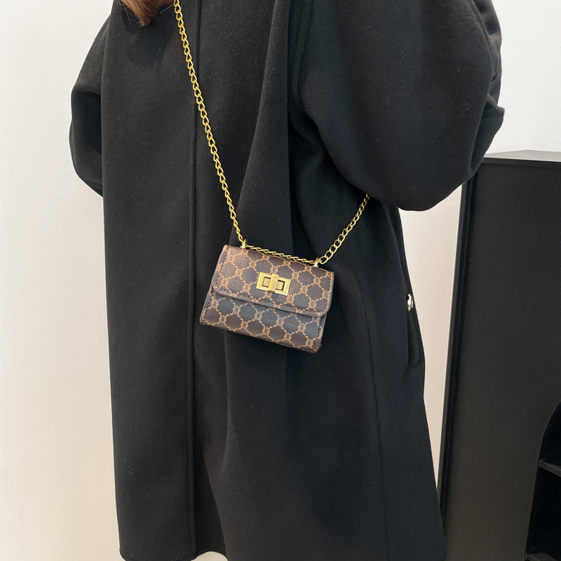Women's Vintage Floral Print Mini Chain Crossbody Bag, Flap Turn-lock Shoulder Bag with Gold Hardware for Daily Wear 2026 hots