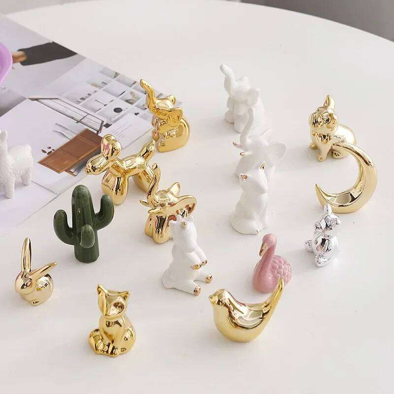 Ceramic Creative Elephant Rabbit Home Bedroom Makeup Desk Ring Necklace Jewelry Rack Animal Showcase Small Ornament S260204