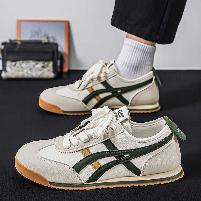 Hot new free shipping designer shoes for mens casual shoes black white green Fashionable and Versatile Outdoor Sports Shoes