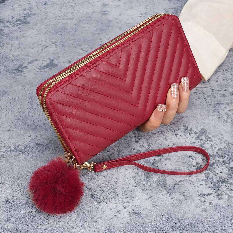 Cross-border ladies V embroidered long wallet 2024 Korean autumn and winter new large-capacity multi-card holding coin purse Z260205