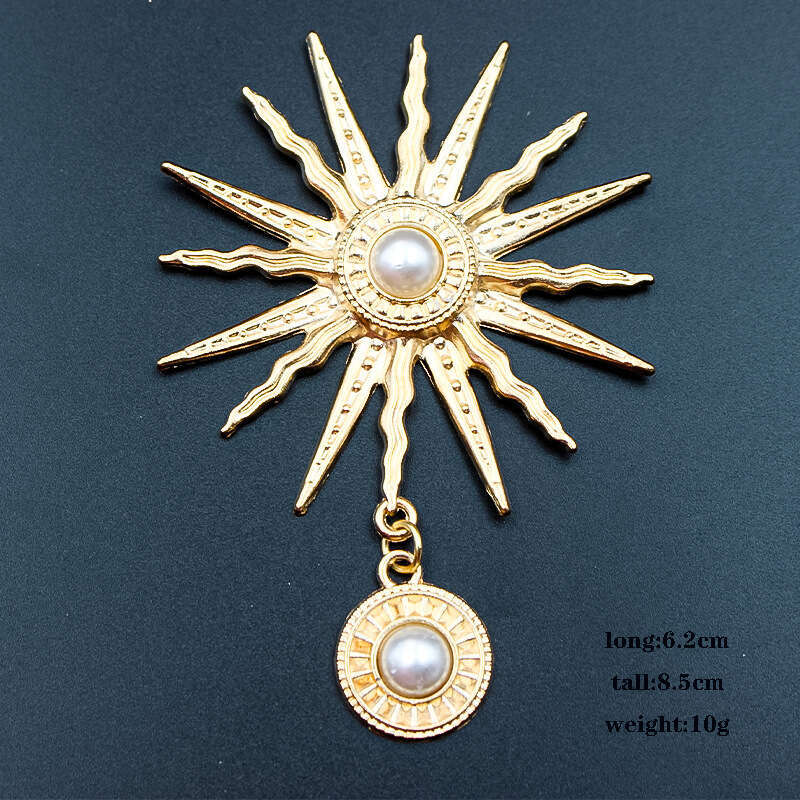 Necklace Designer For Women Exclusive Baroque Style Pearl Sunflower Sun God Phone Case Beauty DIY Alloy Accessories