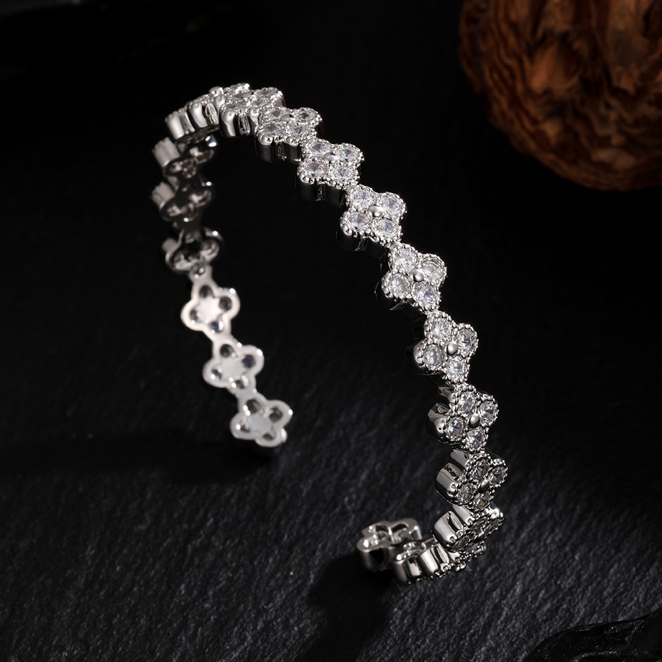 Fashion Light Luxury Copper Inlaid Colorful Diamond Four-Leaf Clover Adjustable Open Bracelet for Women Niche High-End Flower - view 7