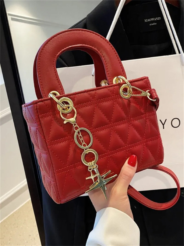 free shipping designer shoulder bags 2025 Spring New Fashionable Versatile Crossbody Bag for woman black 4 800 804