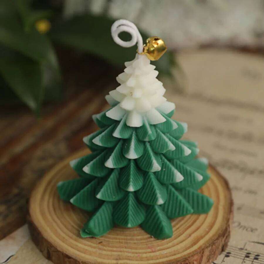 1pc Handmade Christmas Tree Soy Wax Candle with Bell - 6 Hours Long Lasting, for Xmas Party Home Decor & Holiday Gift S260204