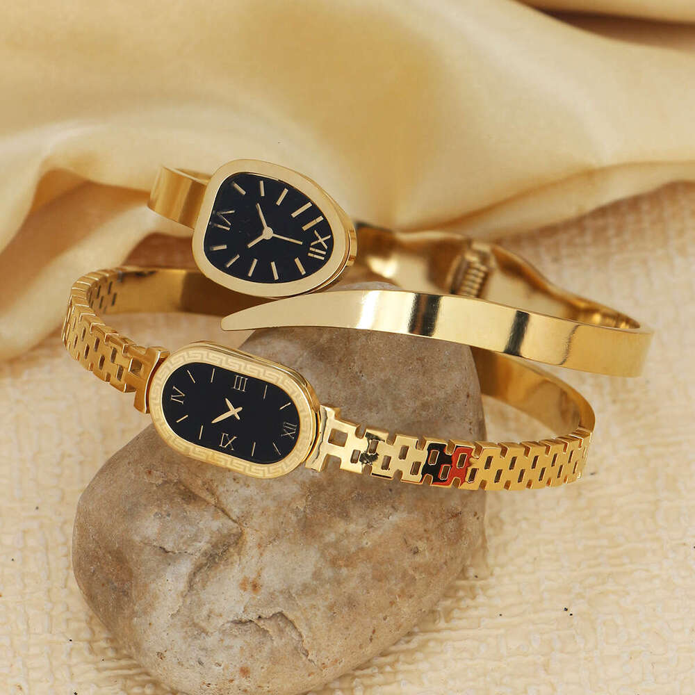 Vintage Watch-style Snake-shaped Quartz Oval Dial Band Roman Numerals Hollow Titanium Steel Bracelet