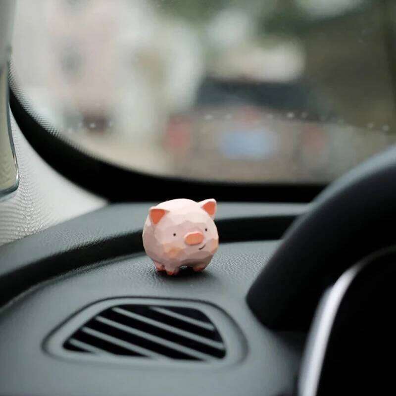 Cute Handmade Wood Crafts Carving Pig Car Ornaments Office Computer Desktop Decorations Accessories Birthday Gifts S260204