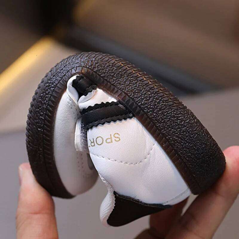 2026 New Toddler Baby Kids Fashion Design Walking Sneakers White Non-slip Casual Boys Girls Breathable Outdoor Sport Shoes 25H1219