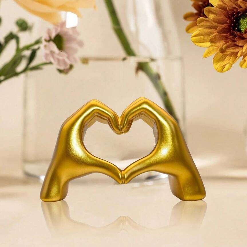 1pc Love Hand Gesture Heart Sculpture Modern Art Statue Personalized Finger Home Decor, Creative Wedding Desktop D S260204