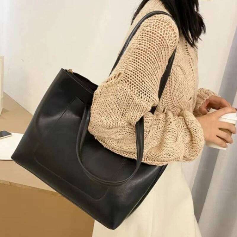 2025 New Fashion Handbag Women's Shoulder PU Leather Daily Leisure Shopping Commuter Large Capacity Laptop IPad Bag Y260204