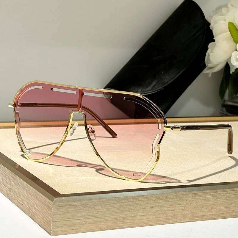 Alloy Big Frame Sunglasses for Men and Women High Quality Fashion Brand Designer Retro Glasses UV400 Outdoor Eyeglasses 26Y0205