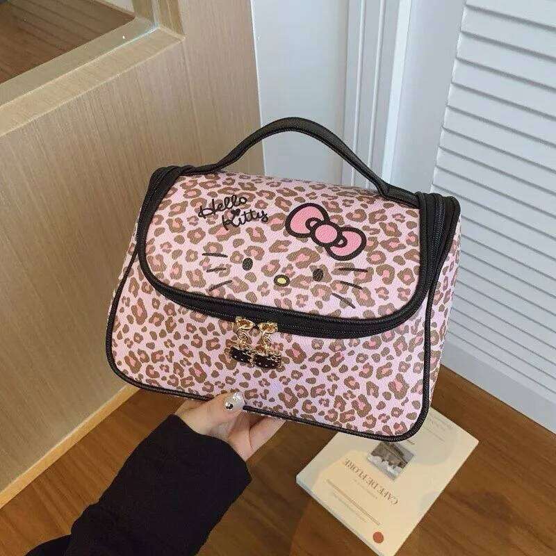 Hello Kitty Large Cosmetic pouch Travel Toiletry bag Cartoon Makeup organizer Women's Lipstick Storage Handbag Y260206