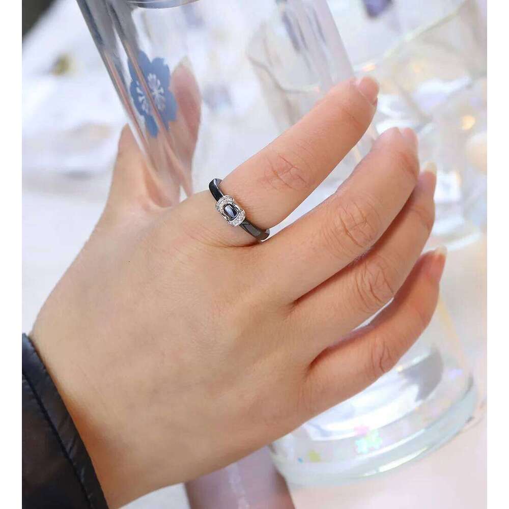 Unique Design White/Black Ceramic Ring With Cubic Zirconia Stone Jewelry Engagement Wedding Band Gifts For Women W260206