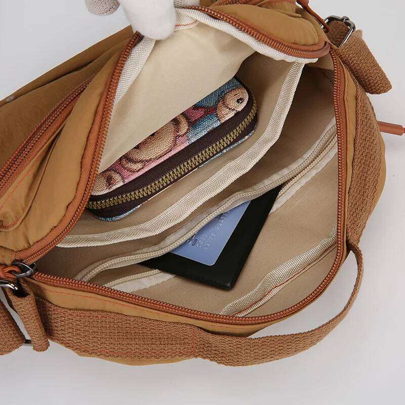 Women's Messenger Large Capacity Crossbody Shoulder Bag Durable Waterproof Handbag for Work Travel School Black XJ260129