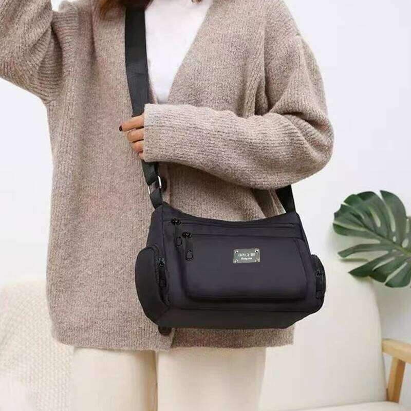 Neutral Crossbody or Shoulder Bags Men Women Are Suitable for Daily Commuting and Going to School XJ260129
