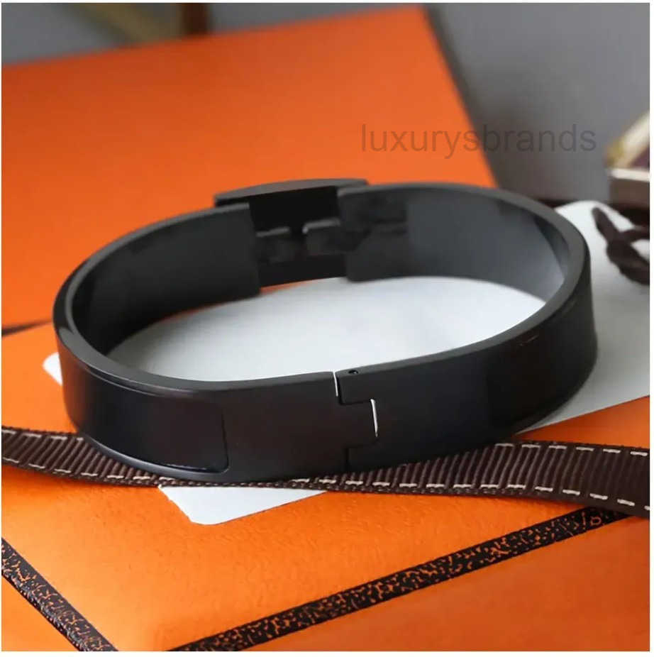 New Bracelet Mens Bracelets Black Bangle For Men Designer Braclets Armband Damen Gold Bangles Braclet Pulsera Bracciale Oro Bracciali Personalizzati